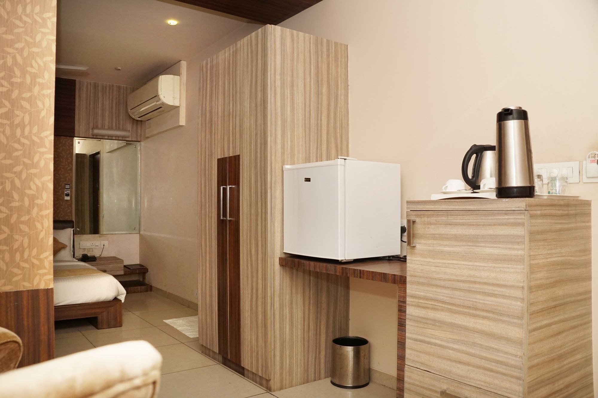 Hotel Gormoh Ahmedabad Exterior photo