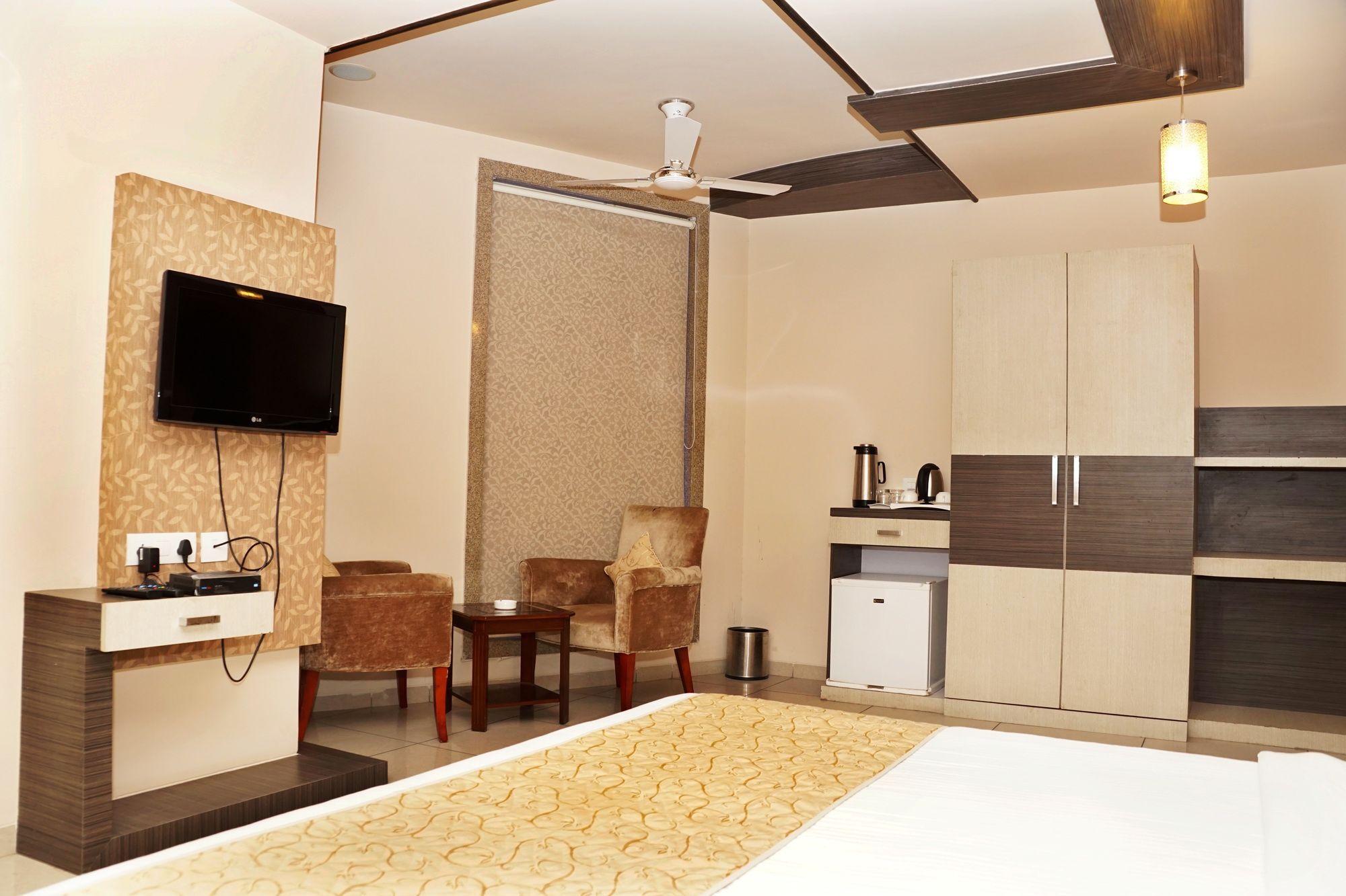 Hotel Gormoh Ahmedabad Exterior photo